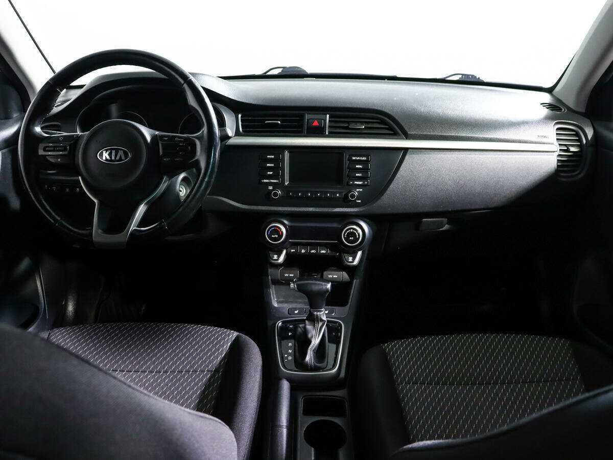 Kia Rio X-Line, 2019 Фото №10