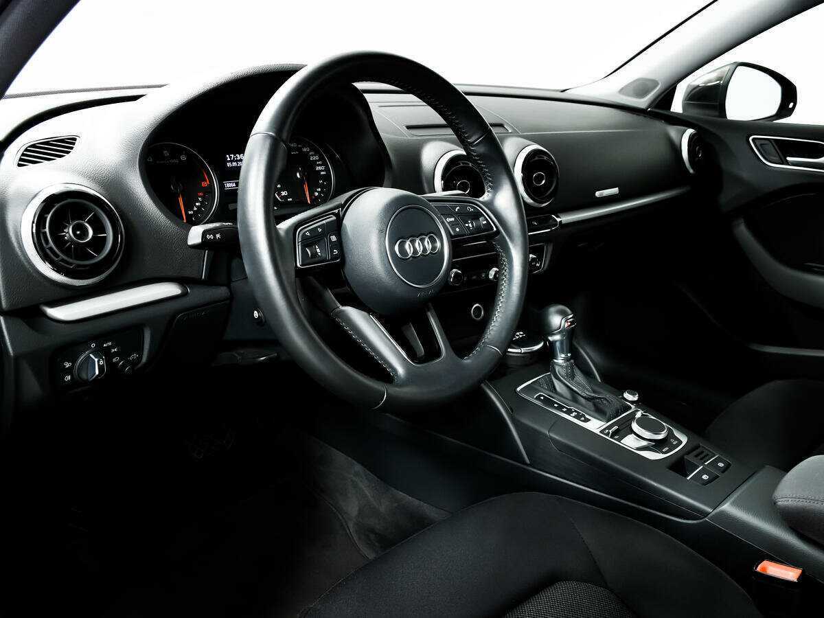 Audi A3, 2016 Фото №13