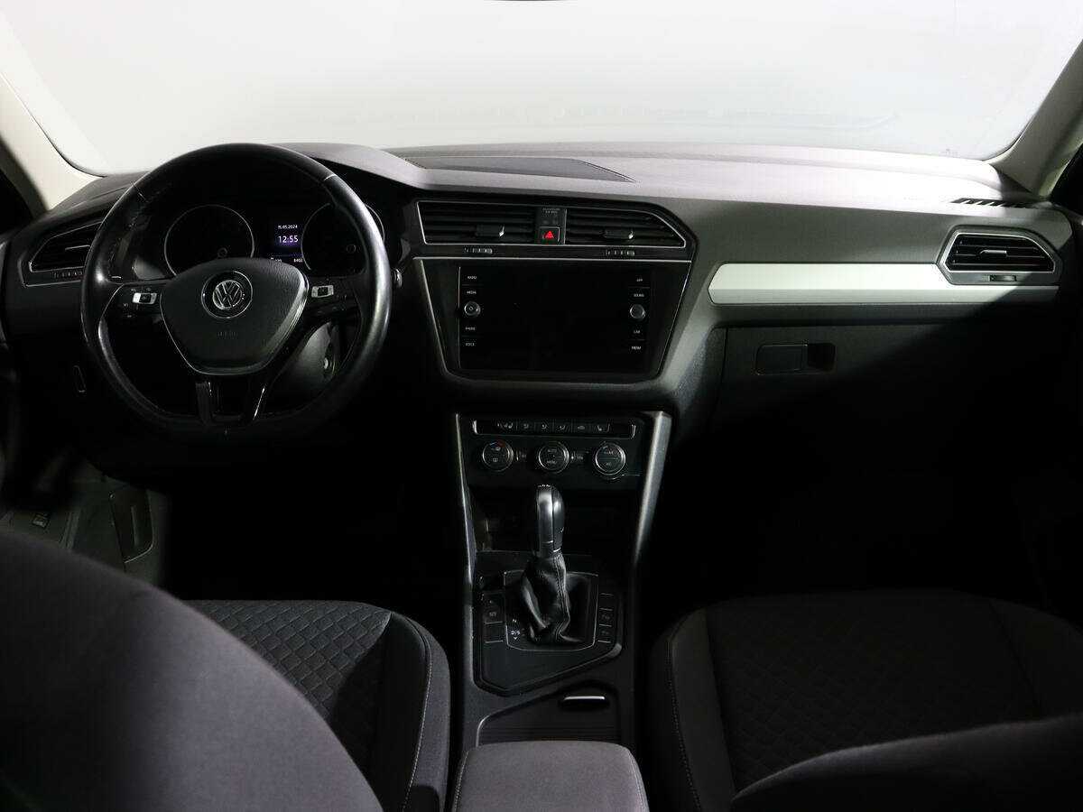 Volkswagen Tiguan, 2017 Фото №10