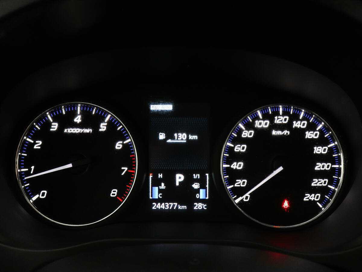 Mitsubishi Outlander, 2017 Фото №11