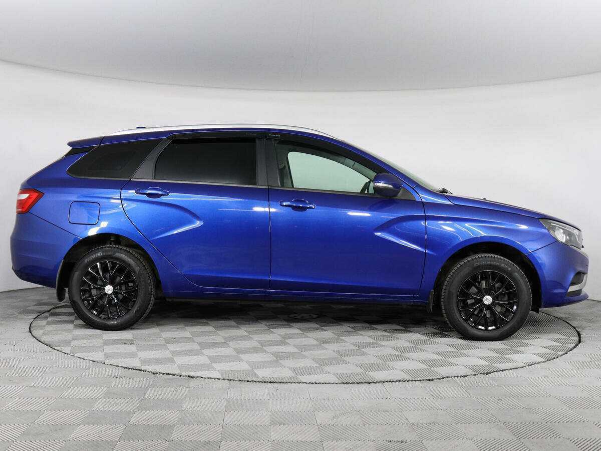 Lada (ВАЗ) Vesta SW, 2021 Фото №4