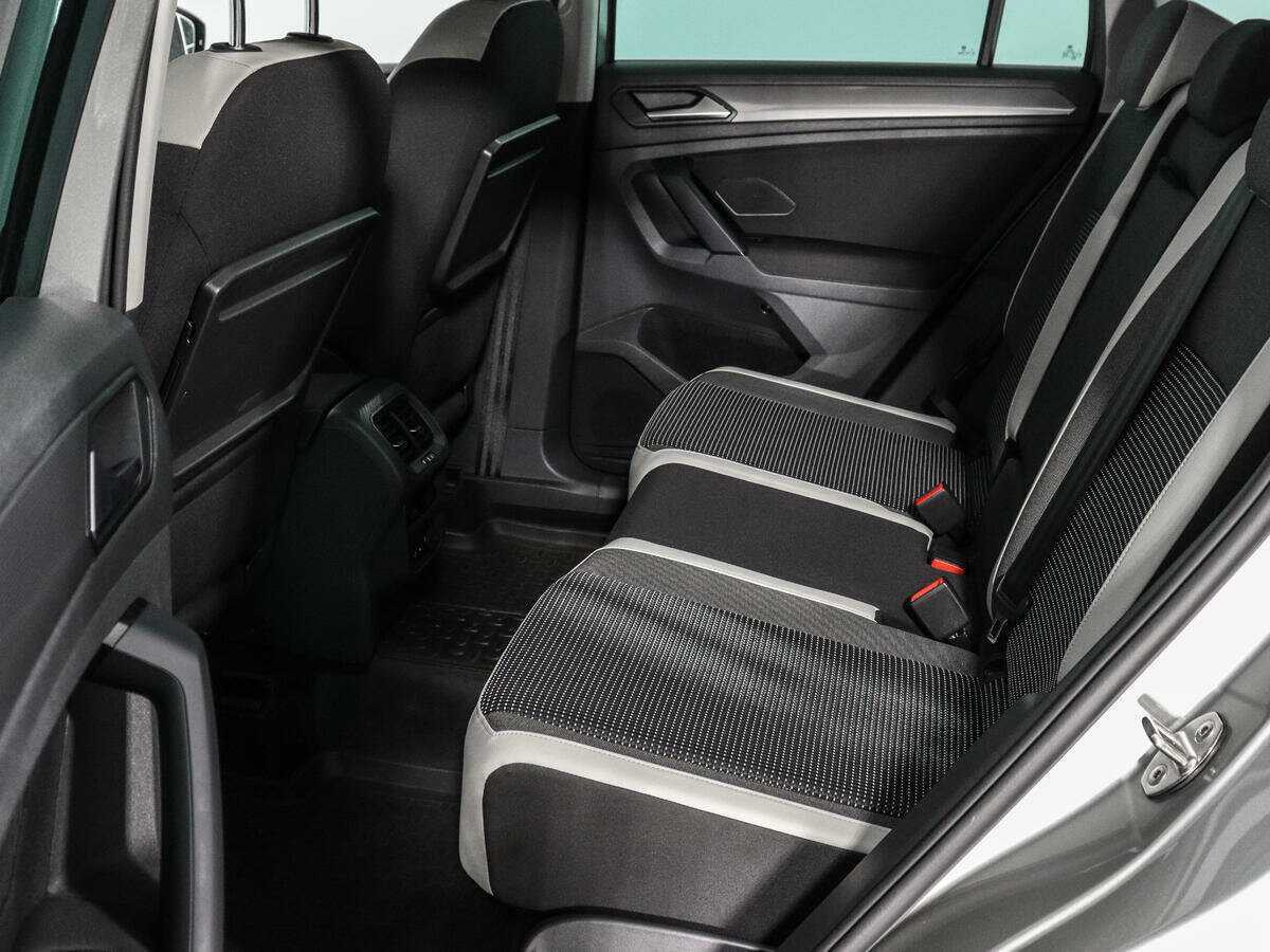 Volkswagen Tiguan, 2019 Фото №12