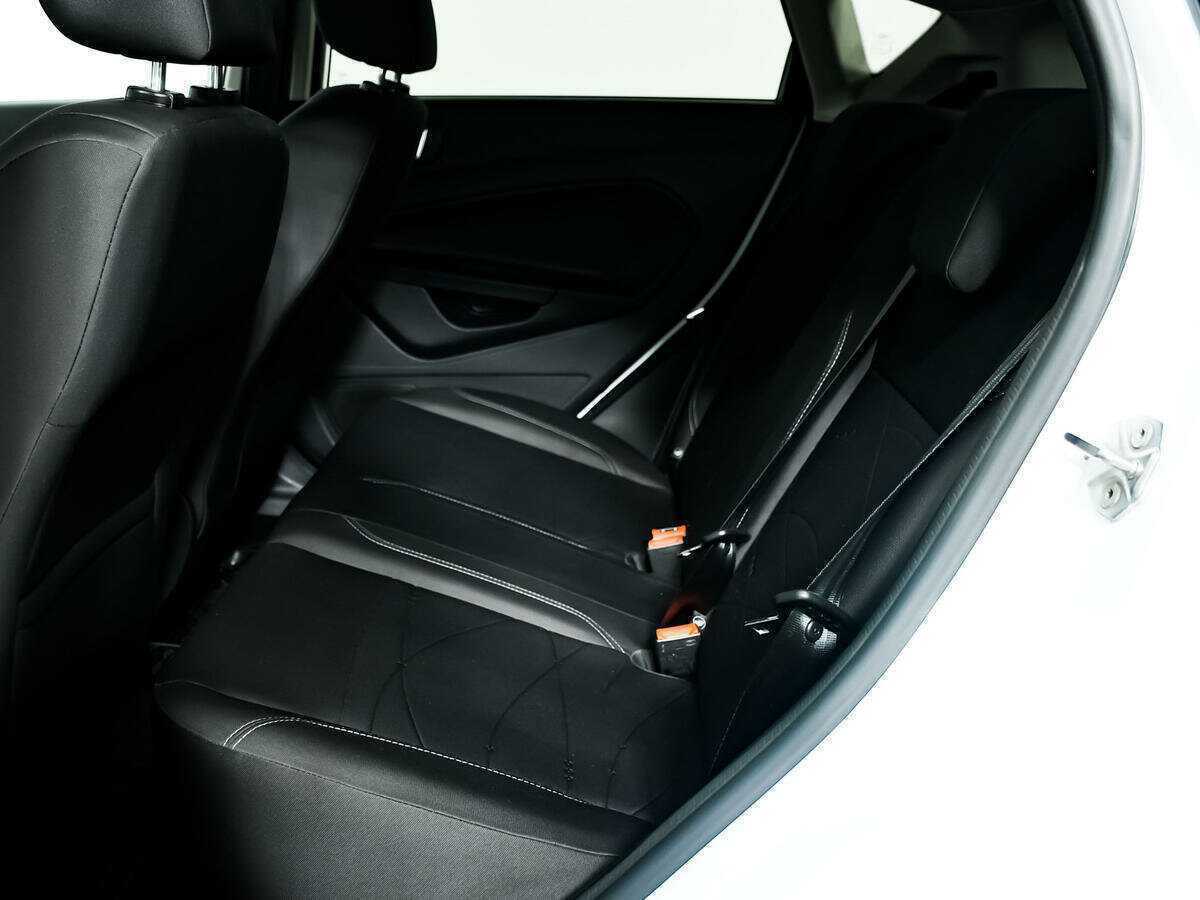 Ford Fiesta, 2016 Фото №12