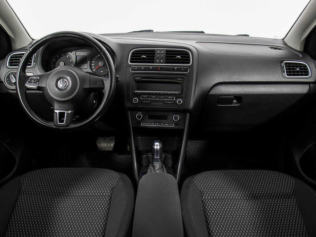Volkswagen Polo, 2012 Фото №13