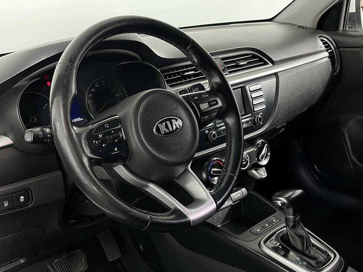 Kia Rio, 2018 Фото №13