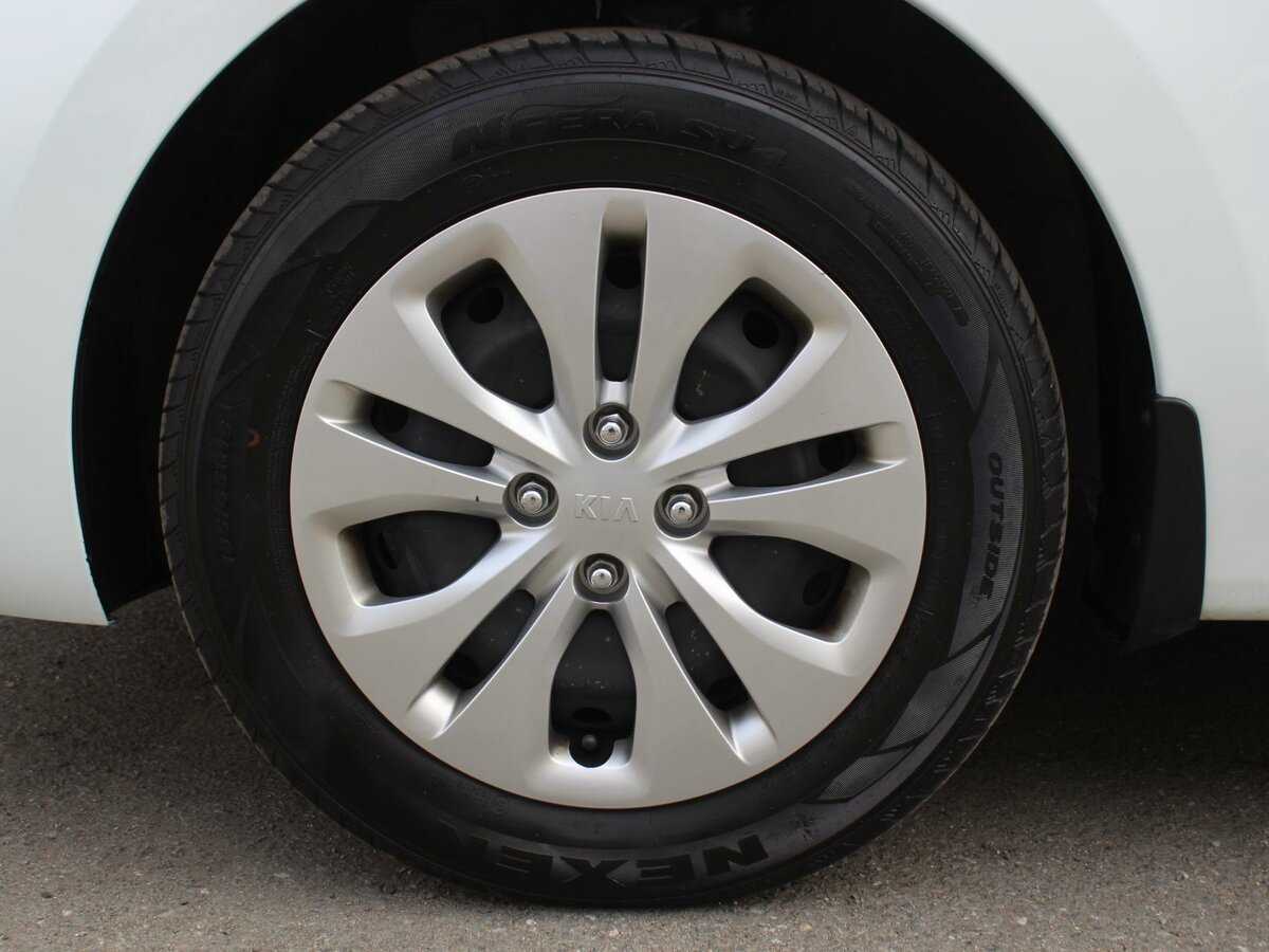 Kia Rio, 2018 Фото №13