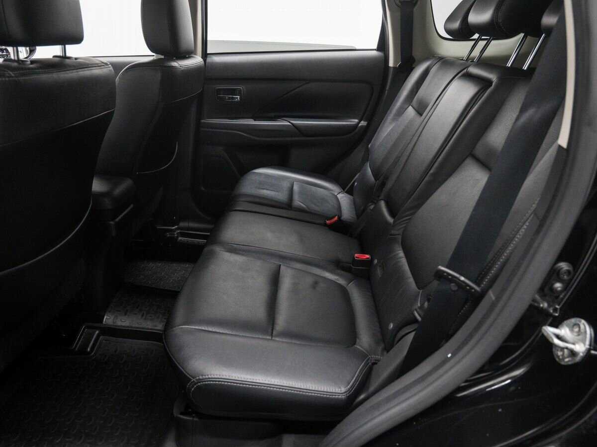 Mitsubishi Outlander, 2013 Фото №12