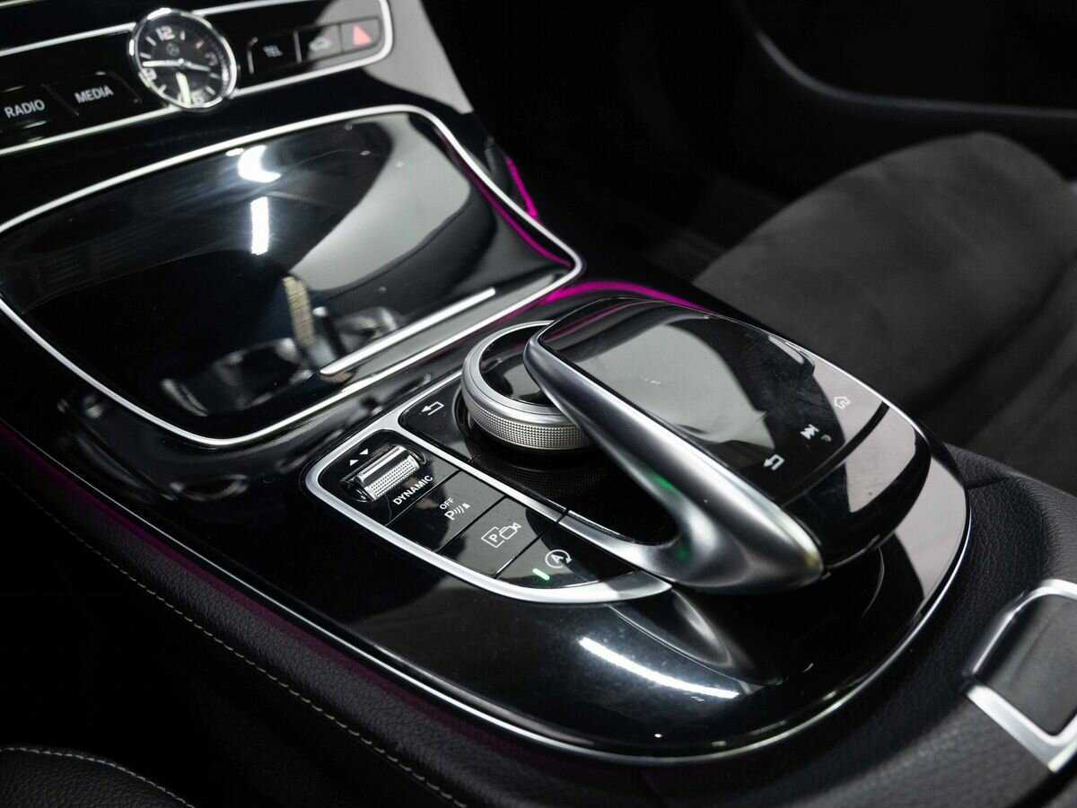 Mercedes-Benz E-Класс 200, 2016 Фото №21