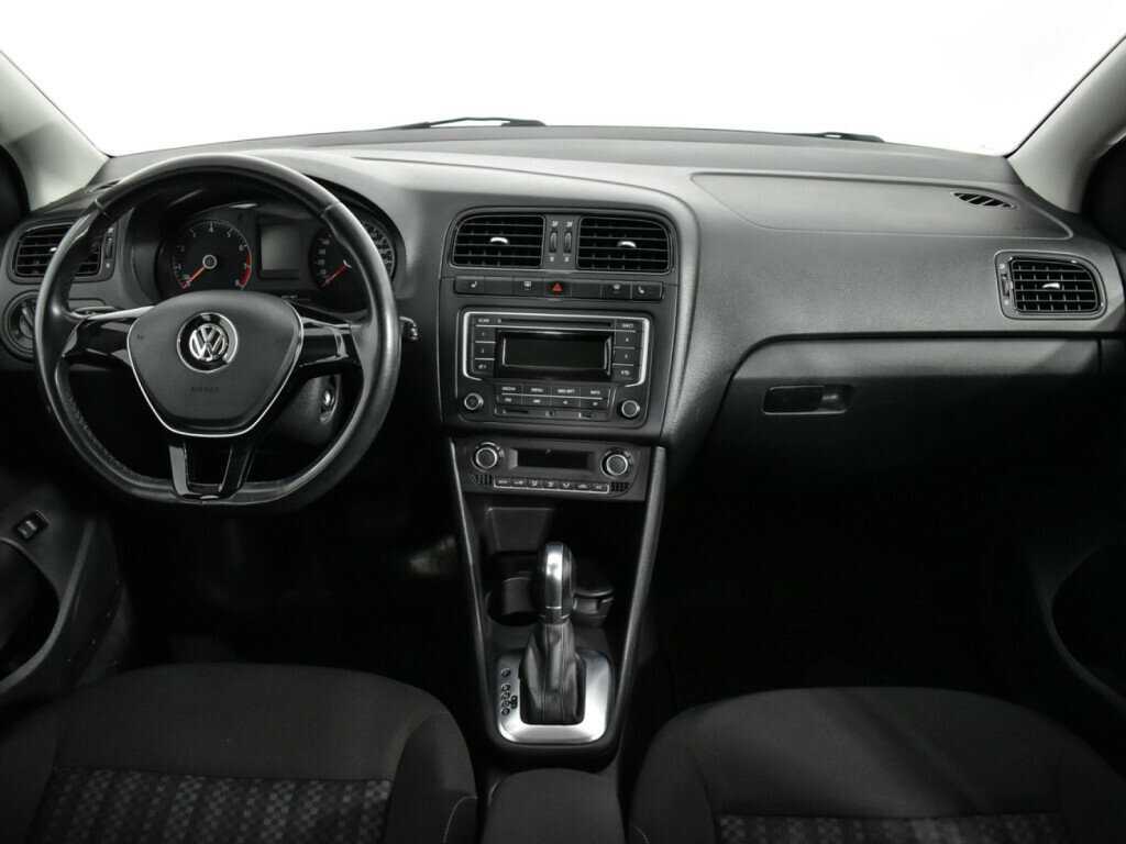 Volkswagen Polo, 2015 Фото №12
