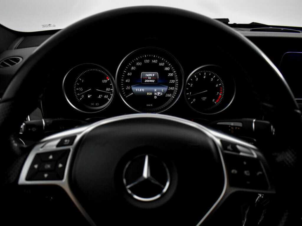 Mercedes-Benz E-Класс 200, 2015 Фото №21
