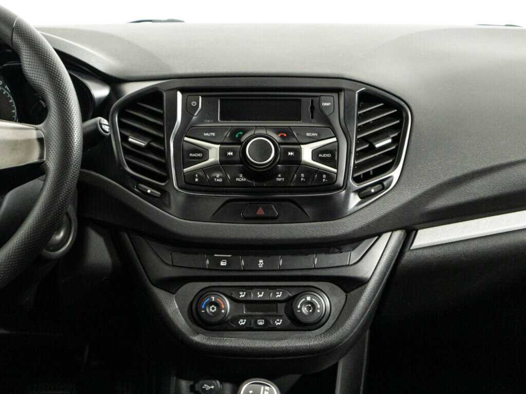 Lada (ВАЗ) Vesta, 2017 Фото №14