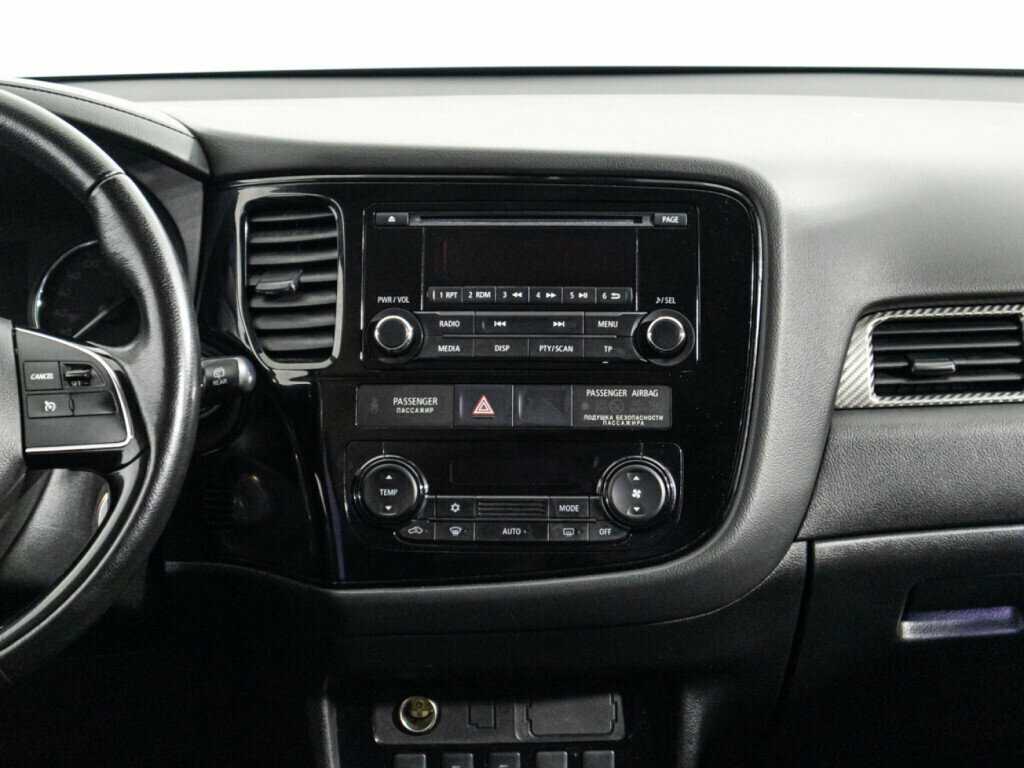 Mitsubishi Outlander, 2018 Фото №14