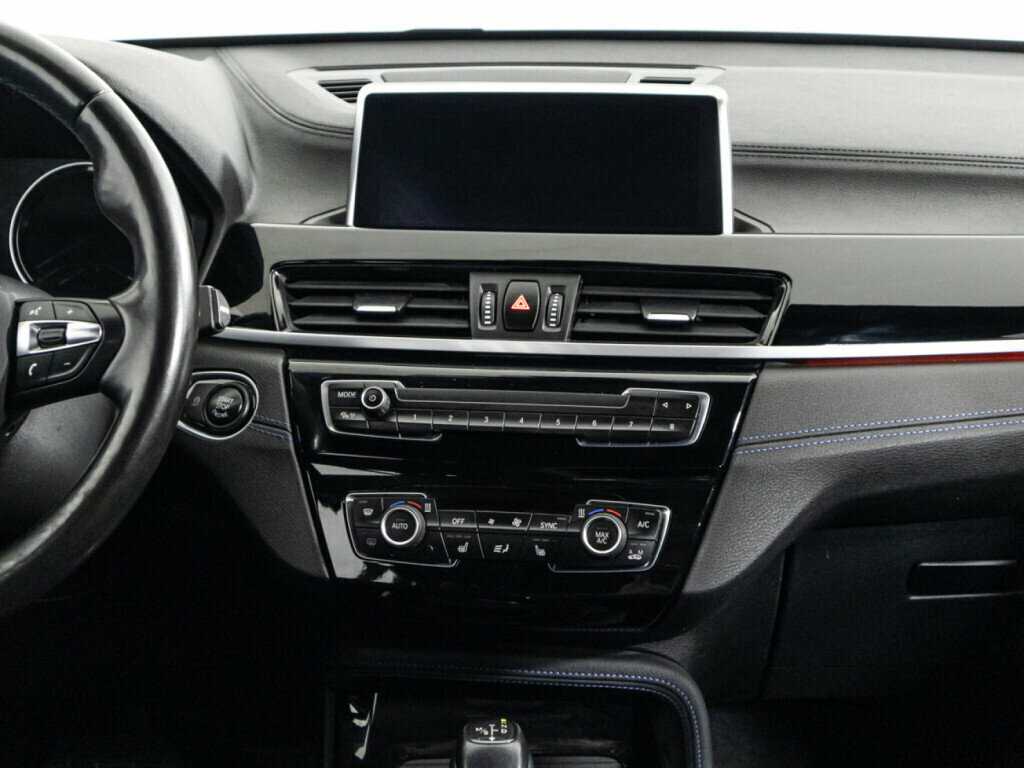 BMW X1 18d xDrive, 2021 Фото №14