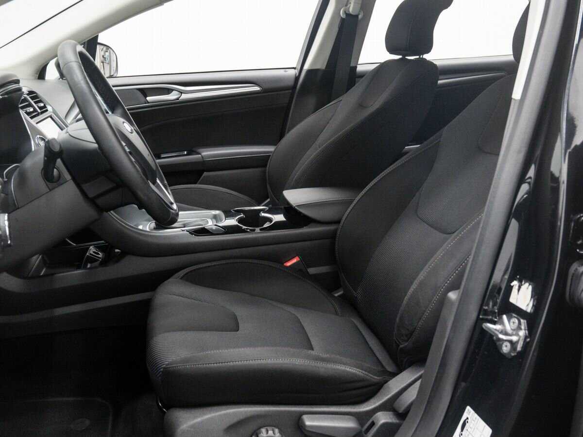 Ford Mondeo, 2017 Фото №15