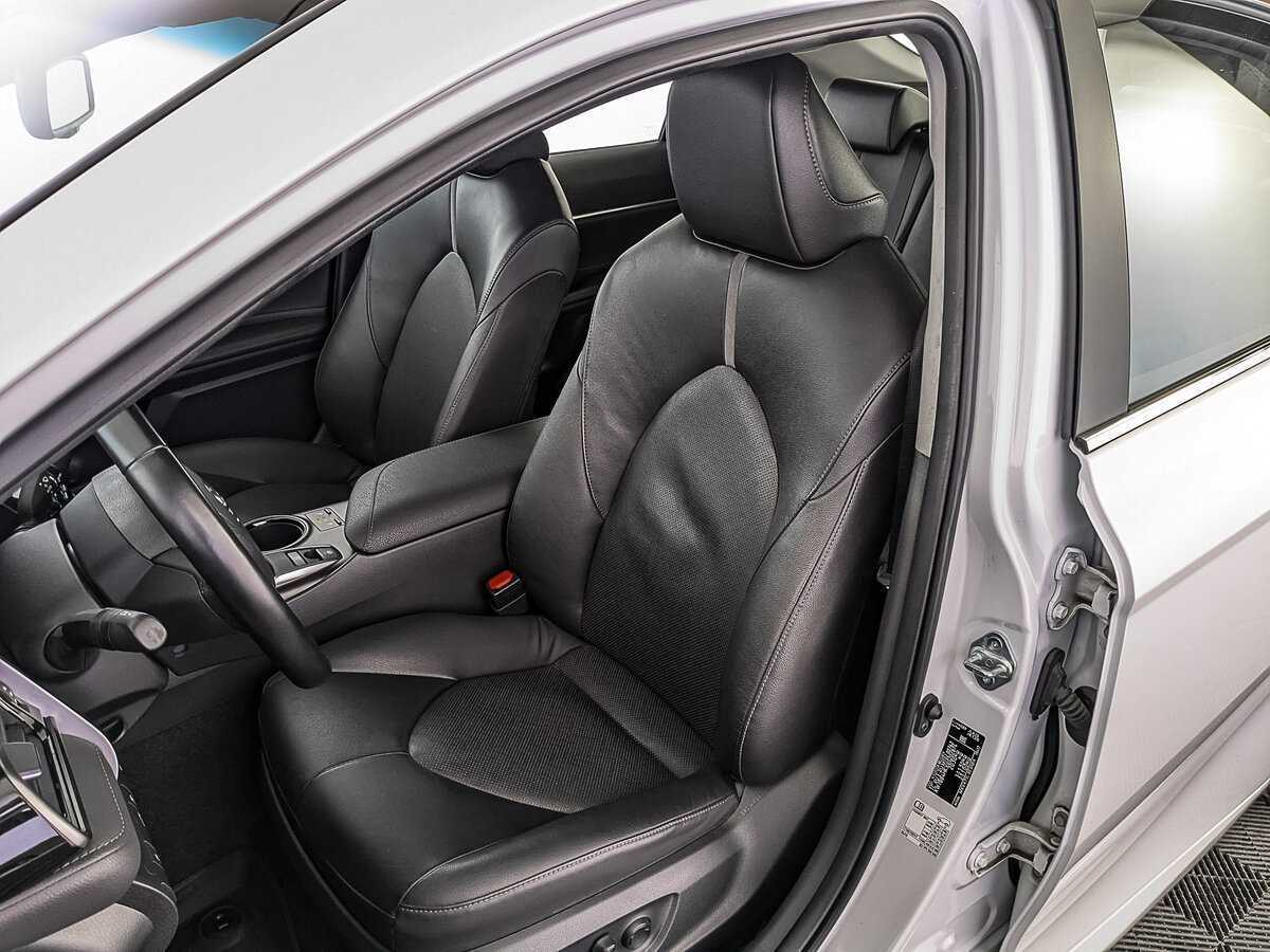 Toyota Camry, 2021 Фото №20