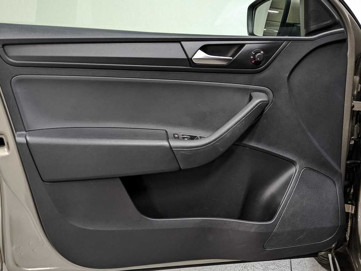 Volkswagen Polo, 2021 Фото №19