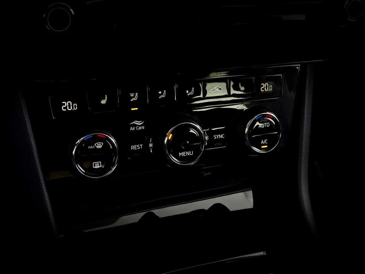 Skoda Superb, 2018 Фото №24