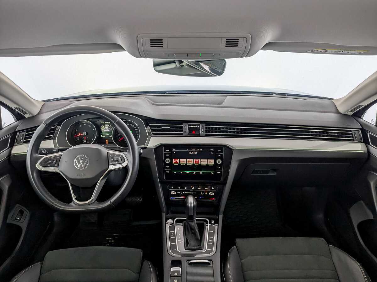 Volkswagen Passat, 2021 Фото №14