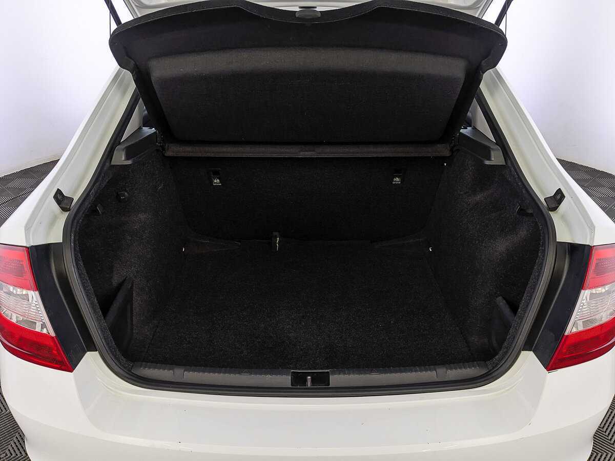 Skoda Rapid, 2017 Фото №10