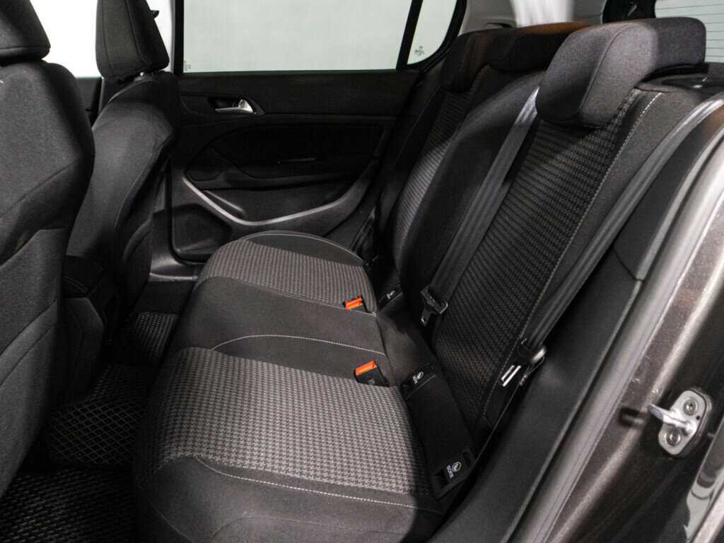 Peugeot 308, 2018 Фото №10