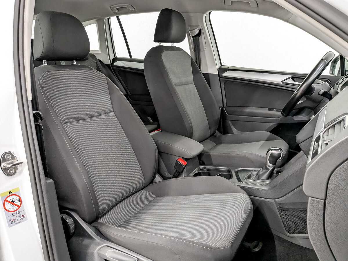 Volkswagen Tiguan, 2021 Фото №23