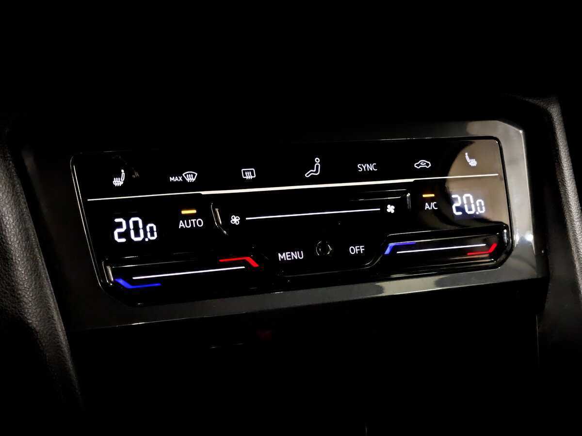 Volkswagen Tiguan, 2021 Фото №25