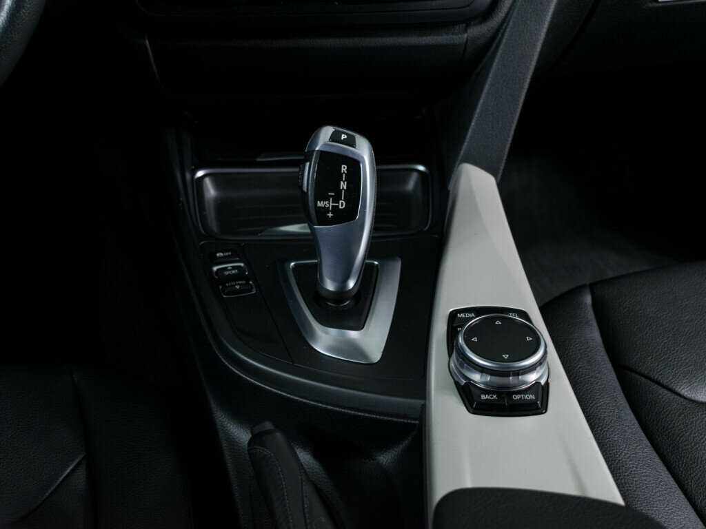 BMW 3 серии 316i, 2014 Фото №14