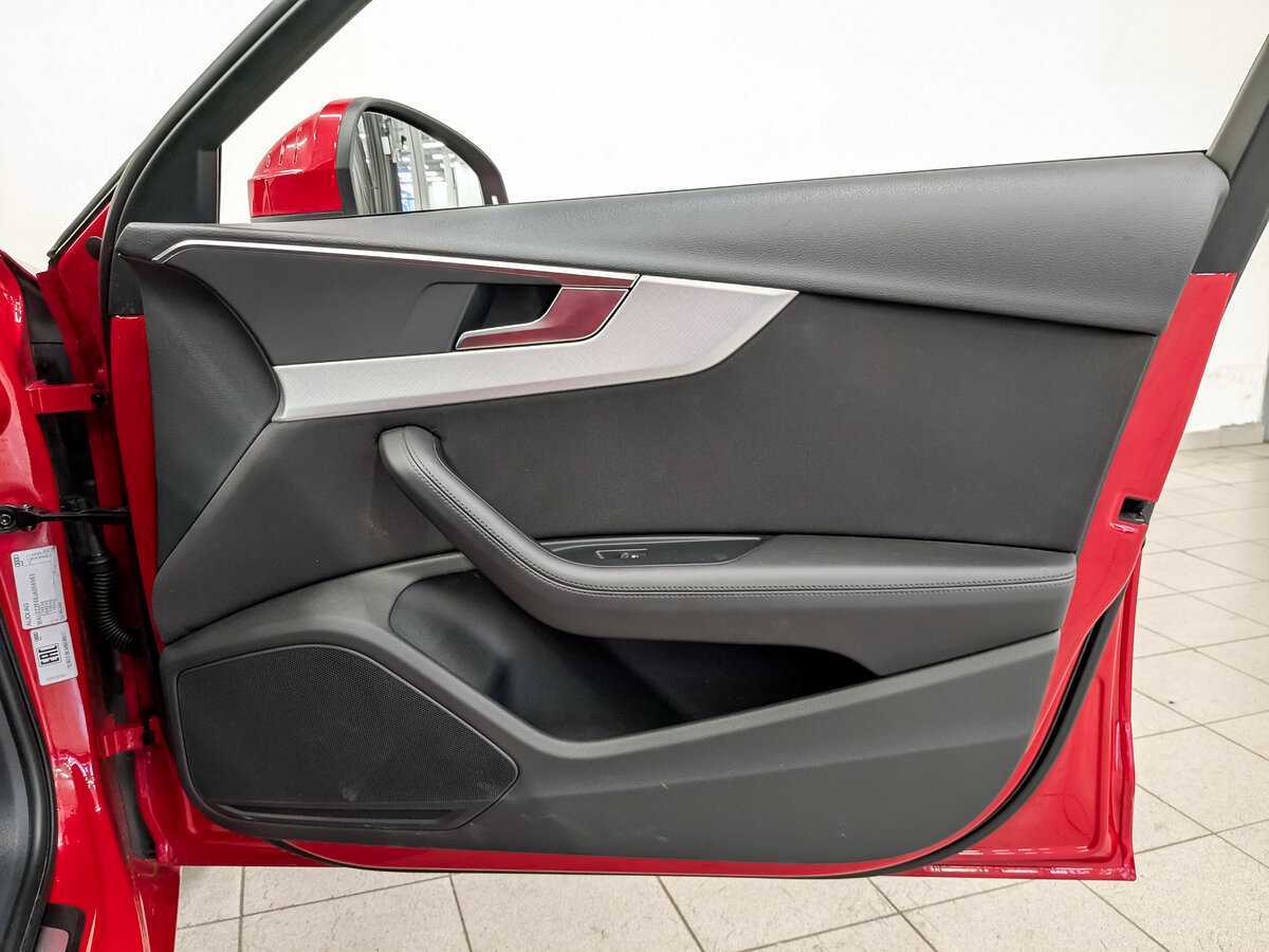 Audi A4, 2017 Фото №22