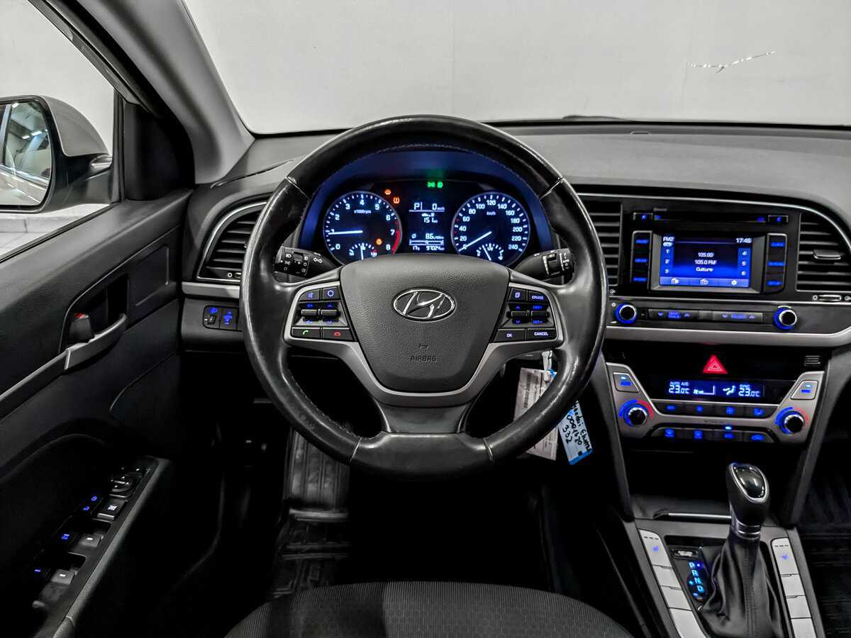 Hyundai Elantra, 2017 Фото №19