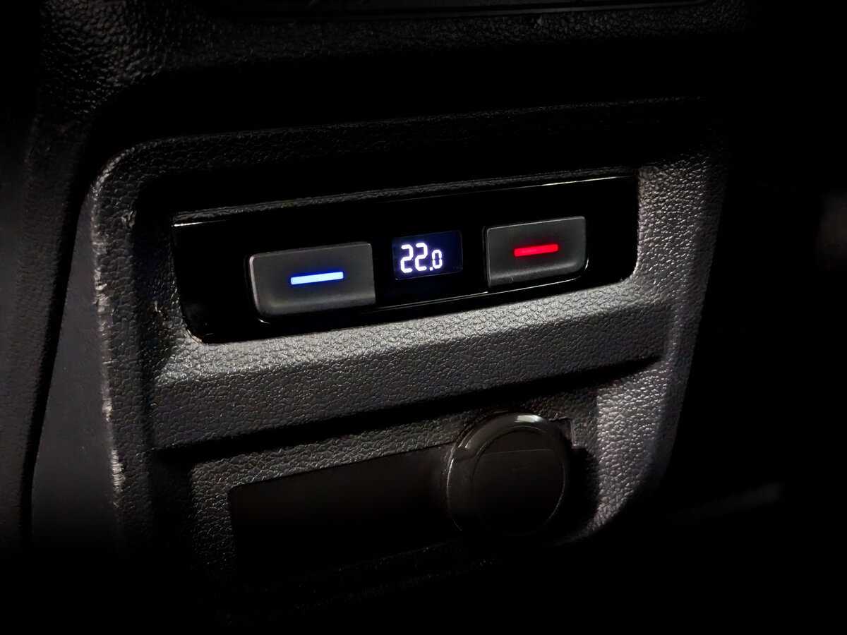 Volkswagen Tiguan, 2021 Фото №24