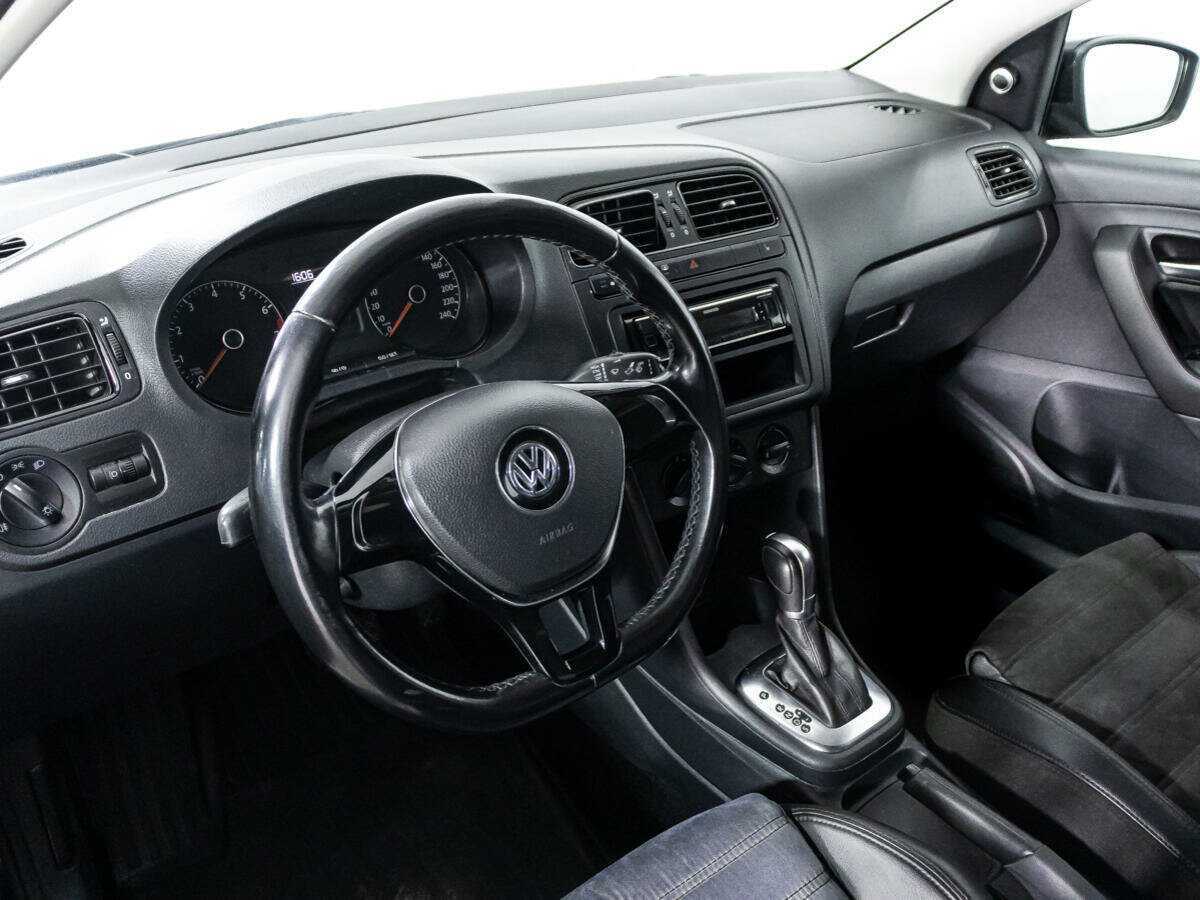 Volkswagen Polo, 2016 Фото №11