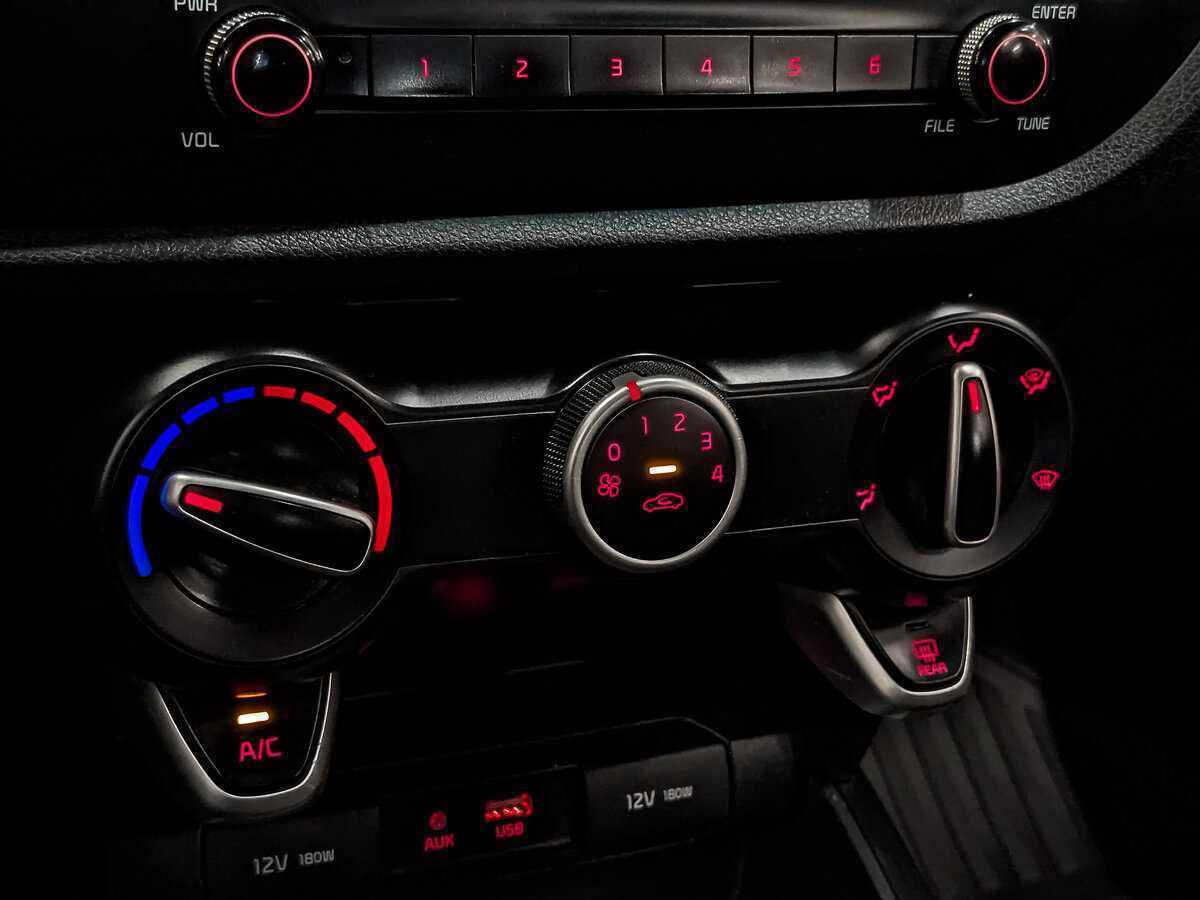 Kia Rio X-Line, 2020 Фото №18