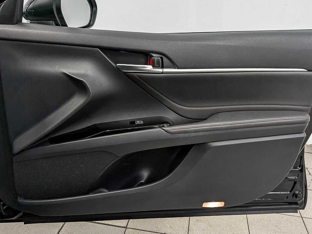 Toyota Camry, 2020 Фото №25