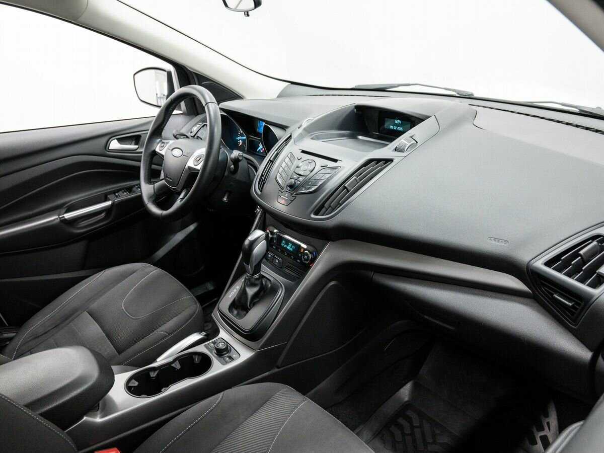 Ford Kuga, 2015 Фото №7