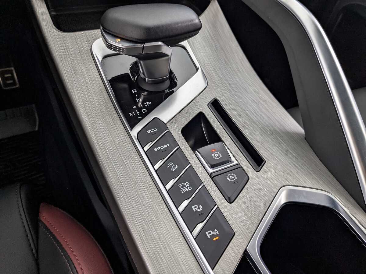 Geely Coolray, 2023 Фото №19