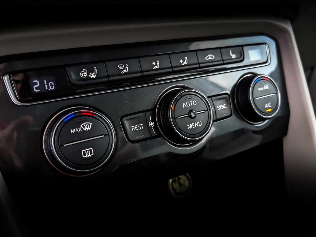 Volkswagen Tiguan, 2017 Фото №25