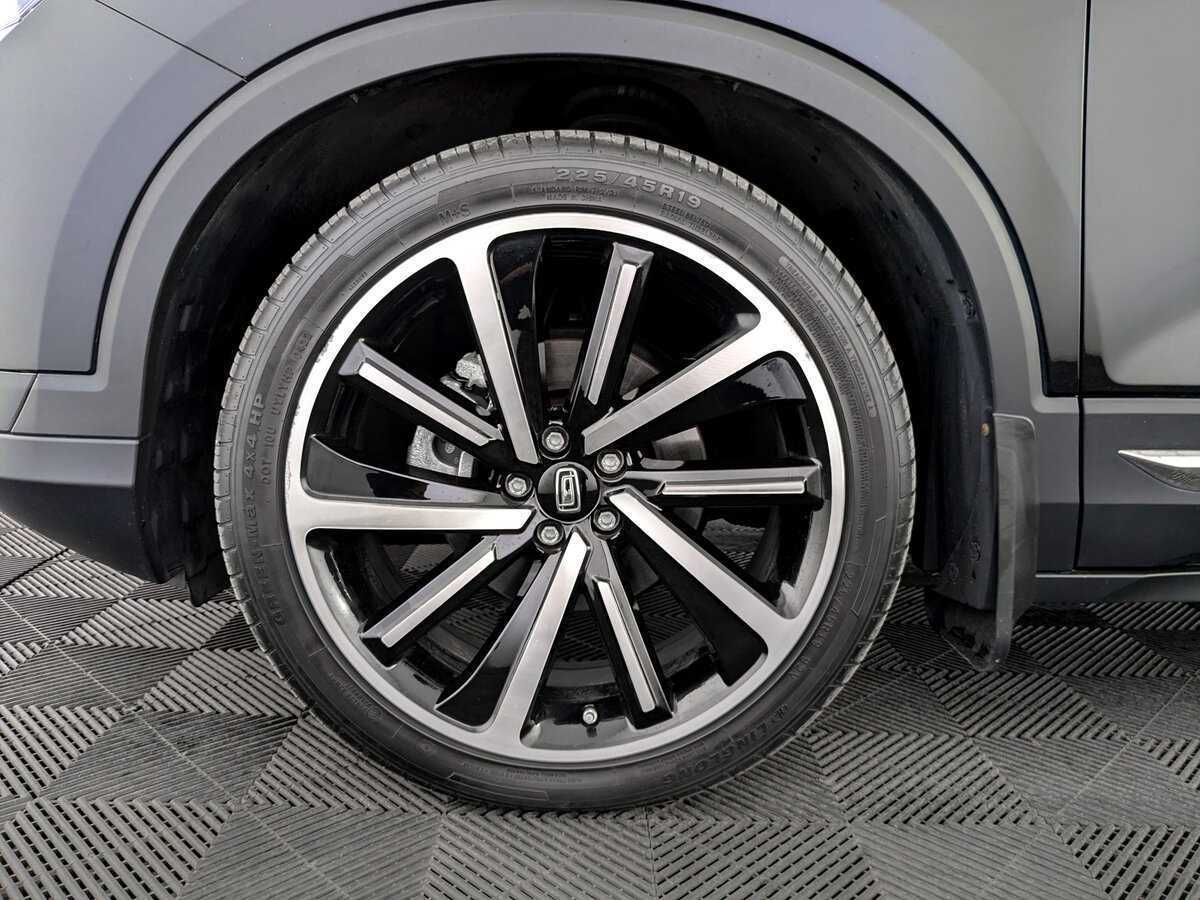 FAW Bestune T77, 2022 Фото №17