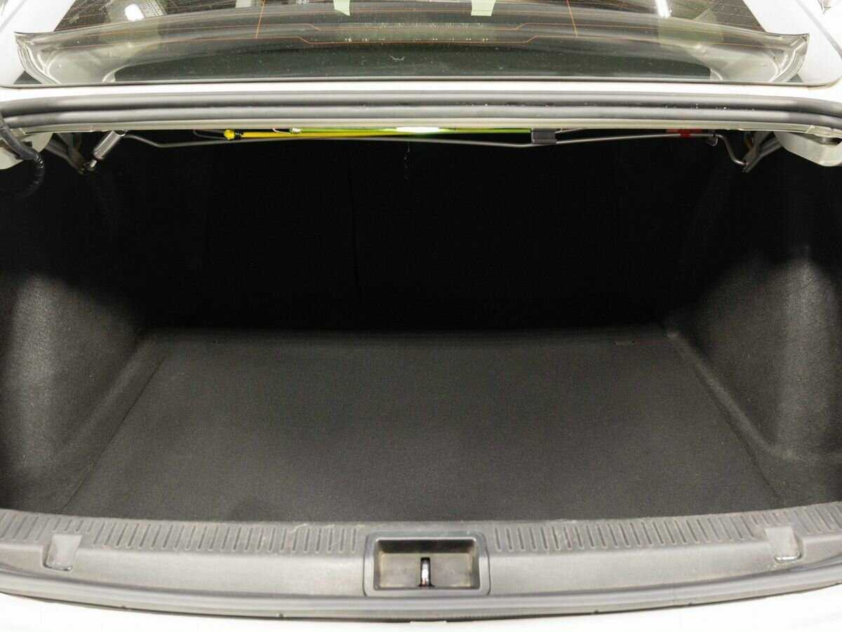 Renault Fluence, 2013 Фото №24