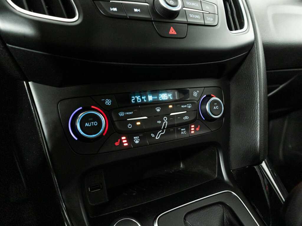 Ford Focus, 2017 Фото №17