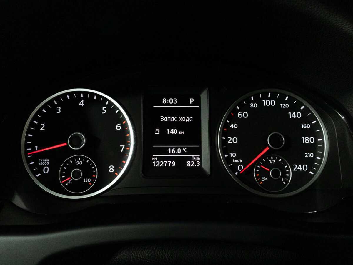 Volkswagen Tiguan, 2015 Фото №12