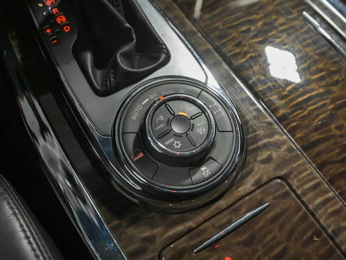 Nissan Patrol, 2012 Фото №14