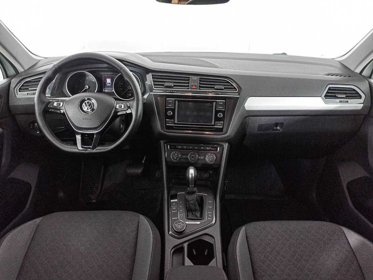 Volkswagen Tiguan, 2018 Фото №12