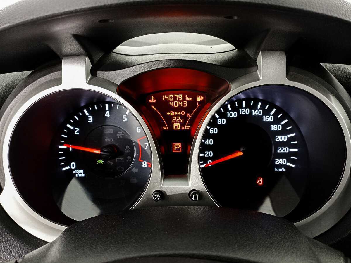 Nissan Juke, 2014 Фото №12