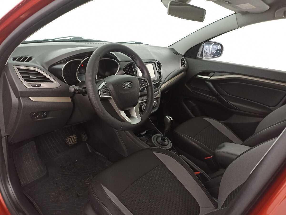 Lada (ВАЗ) Vesta SW, 2019 Фото №16