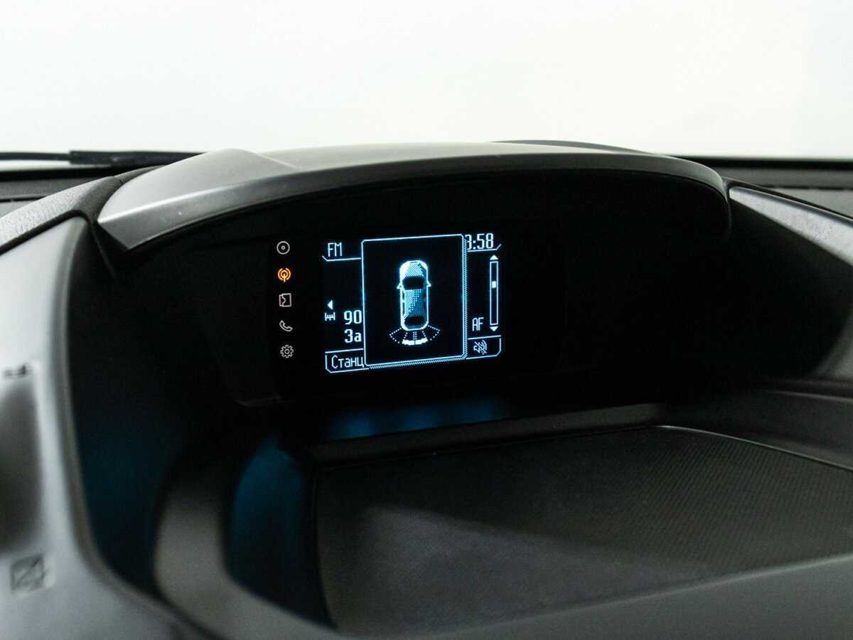 Ford Kuga, 2015 Фото №16