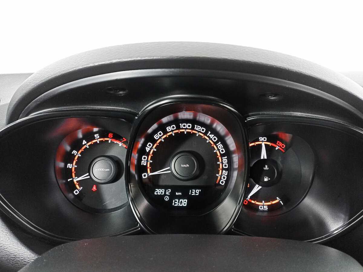 Lada (ВАЗ) Vesta SW, 2021 Фото №13