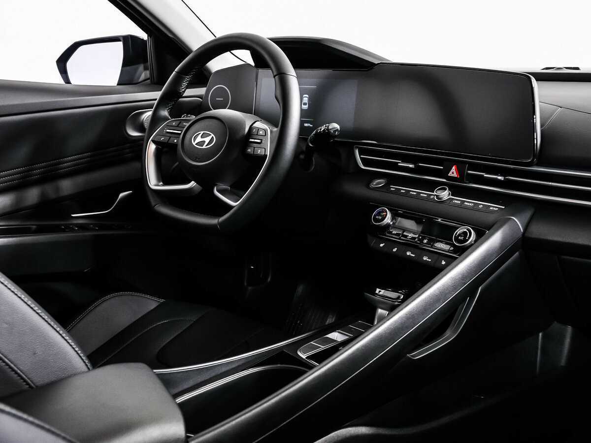 Hyundai Elantra, 2024 Фото №9