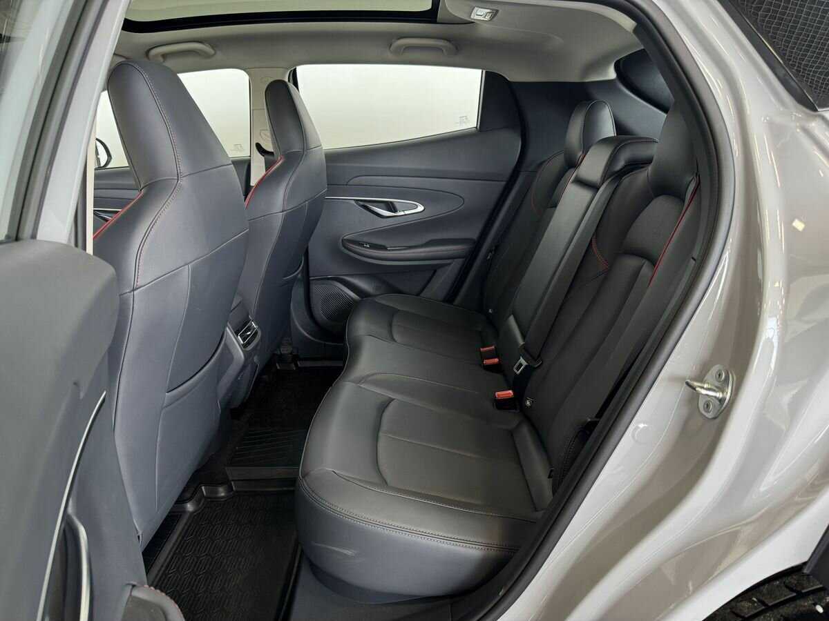 Changan UNI-T, 2023 Фото №16