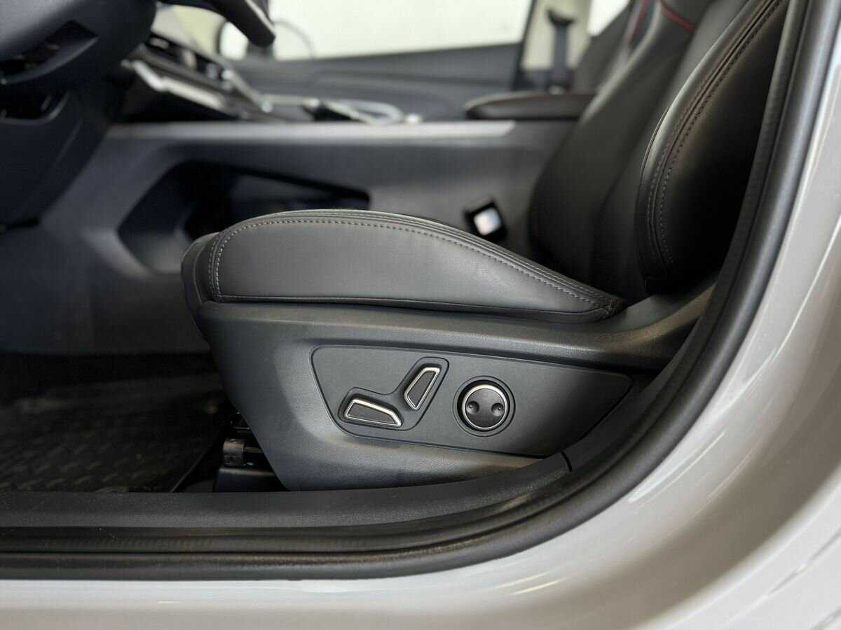 Changan UNI-T, 2023 Фото №19