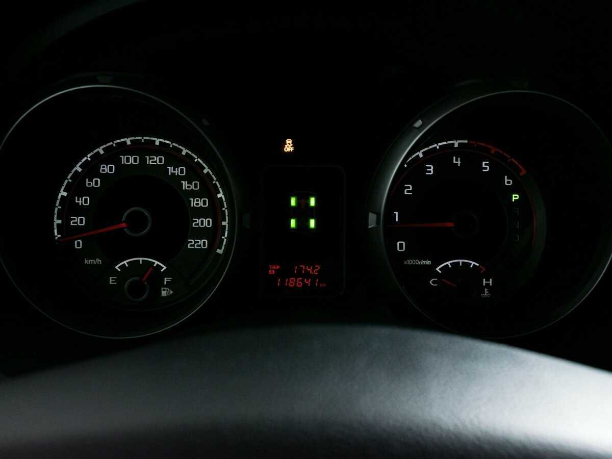 Mitsubishi Pajero, 2012 Фото №11